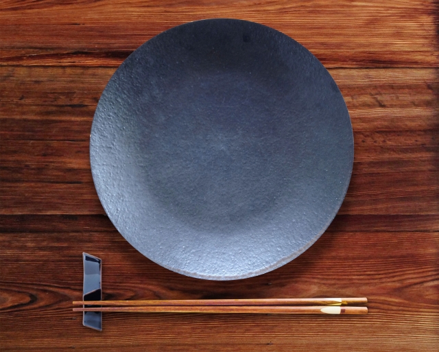 和食器選びに。どの大きさのお皿が使いやすい？豆皿と小皿の違いは？